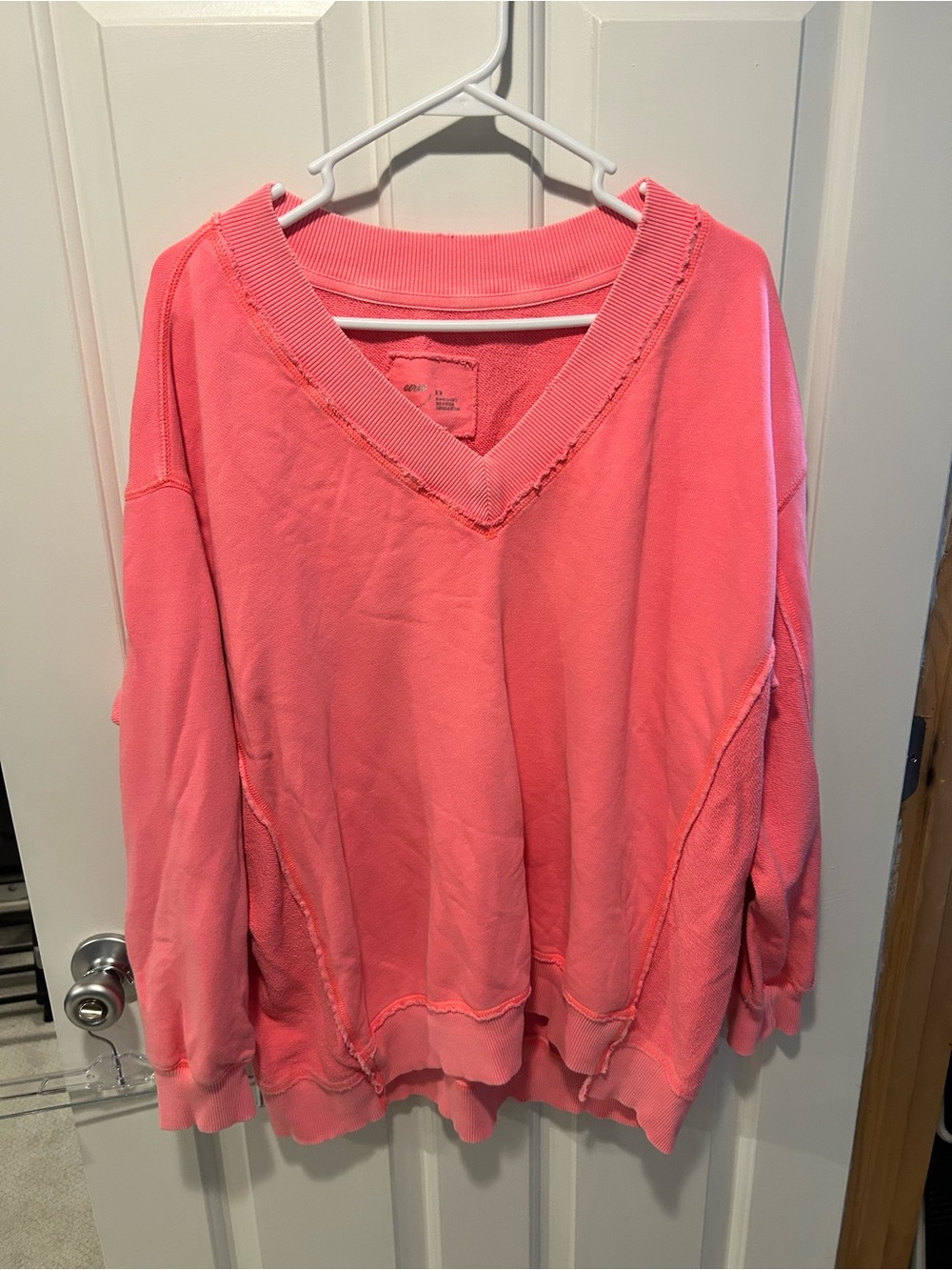 Aerie Women's V-Neck Lightweight Sweatshirt - Coral Pink Medium